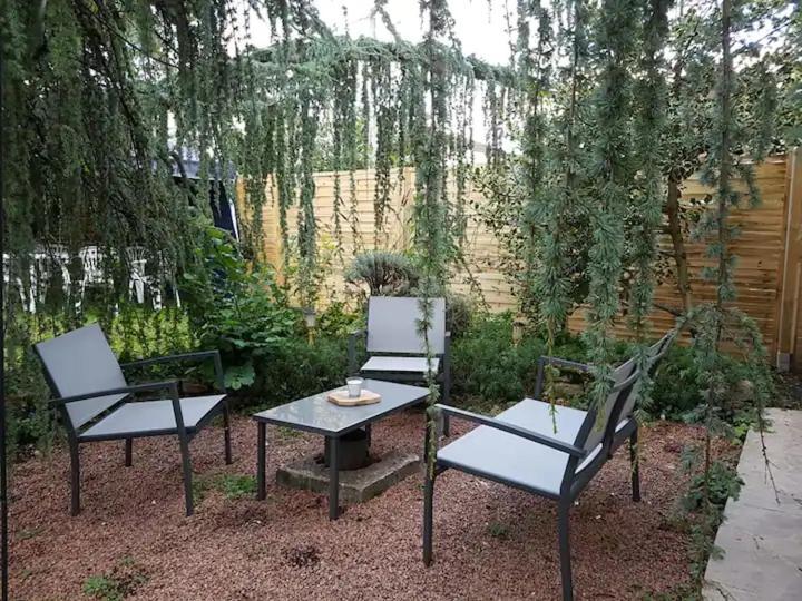 Maison Centre-Ville Calme Avec Jardin Lons-le-Saunier Dış mekan fotoğraf