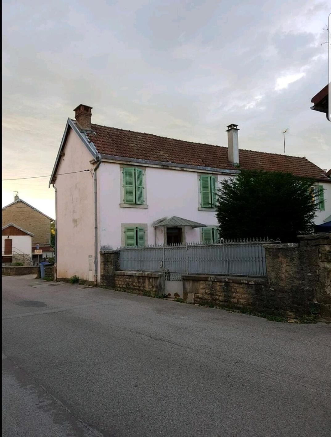Maison Centre-Ville Calme Avec Jardin Lons-le-Saunier Dış mekan fotoğraf